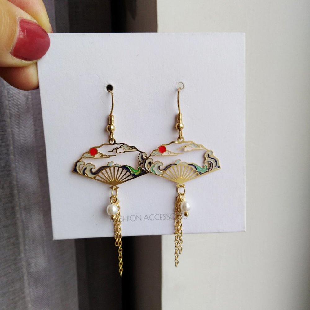 💕💕LAST ONE Asian Style Fans pearl Earrings - Picture 4 of 6